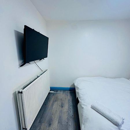 Unique Private Rooms Bolton Exterior foto
